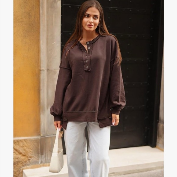 Amazon Essentials Women's Maroon Button-Up Sweatshirt - Picture 2 of 12